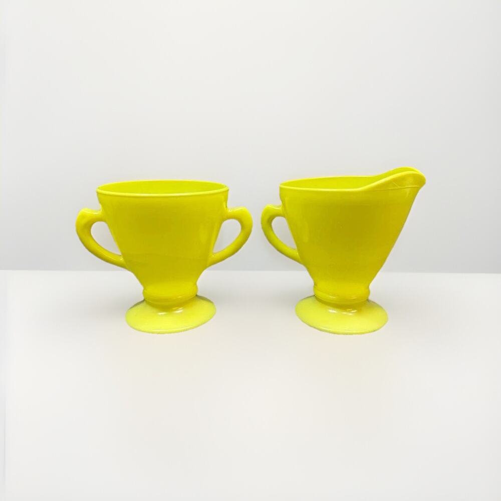 Vintage Lime Green Plastic Creamer Sugar Set Mid Century Style